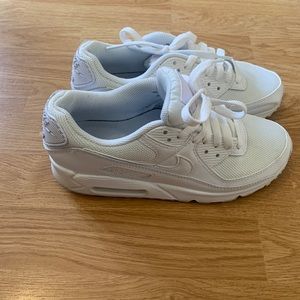 Nike Air Max 90 Shoes in White